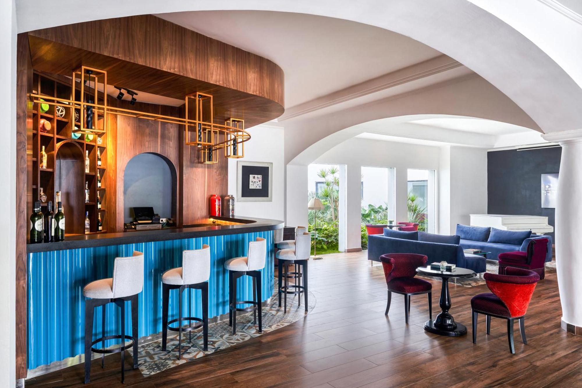 โรงแรมพูลแมนมาซากาน รอยัลกอล์ฟแอนด์สปา เอลจาดิด้า ภายนอก รูปภาพ The bar at the 19th floor